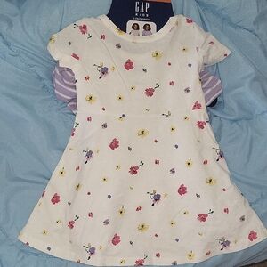 2 GAP Kids White Floral Short-Sleeve , One Is Light Purple W/ White Strips